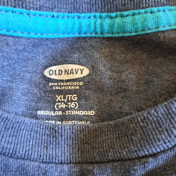 3 Long sleeve Tee's - Picture 10 of 11